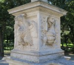 dragon and rooster together villa borghese roma&nbsp;italy